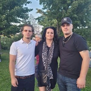 Meet your Posher, Danka